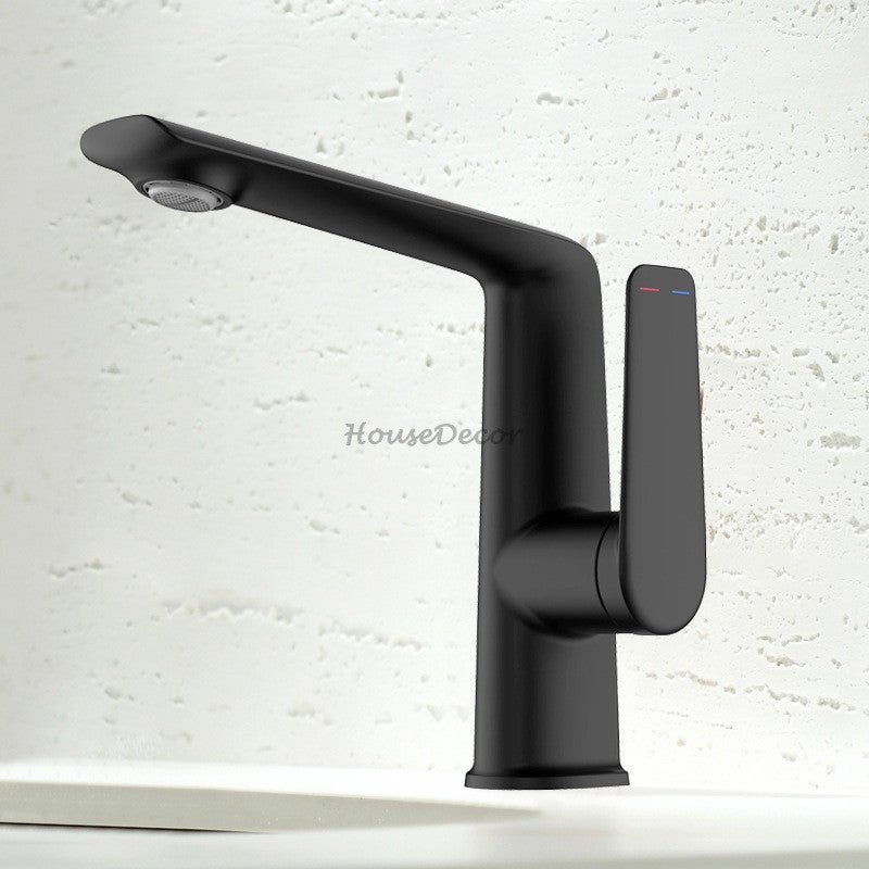 Brass bath shower mixer tap single lever control detail view