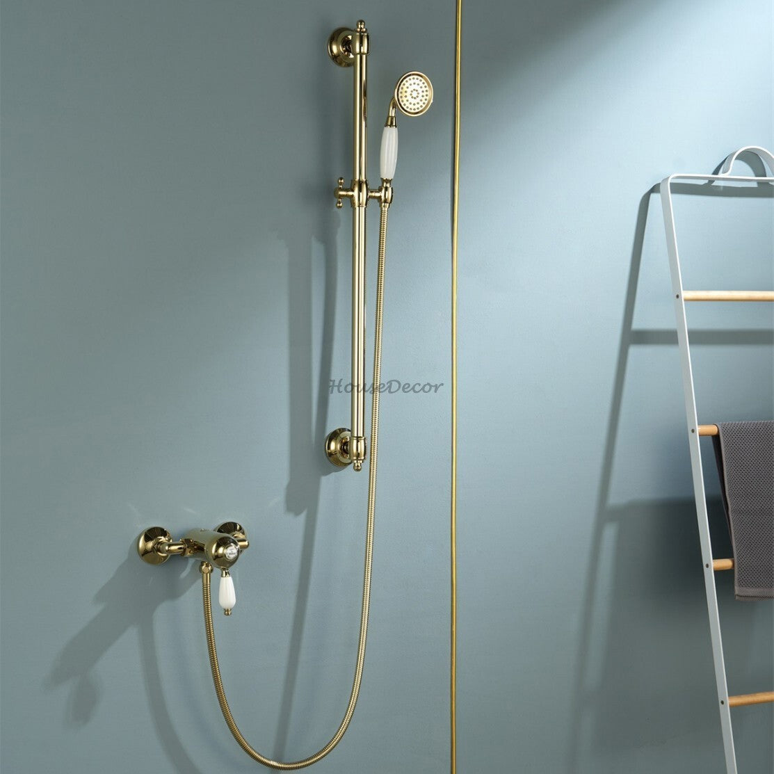 Modern Brass shower head handheld shower set detail view