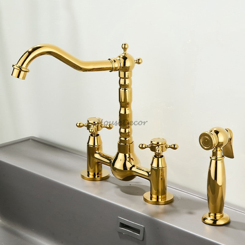 Modern bath shower mixer tap pull out spray detail view