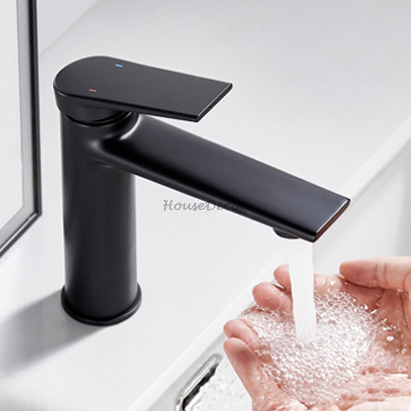 Brass bath shower mixer tap single lever control detail view